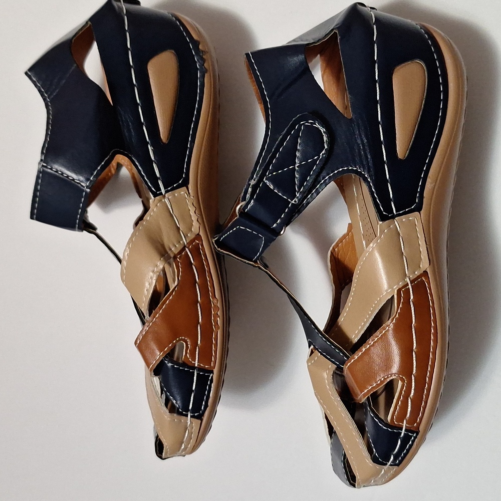 Shoe - Picture 3 of 6
